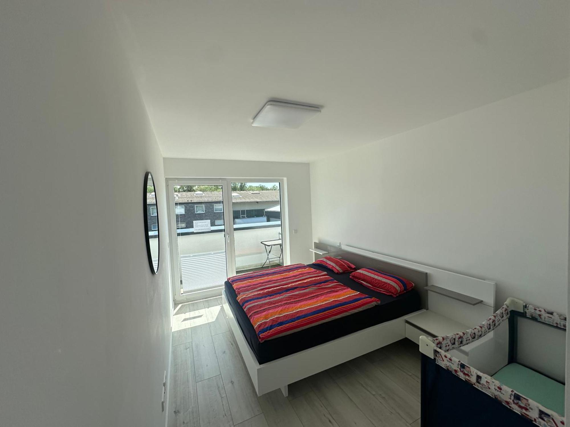 Neue Doppelhaushaelfte Mit Terrasse, Balkon Und Garten Ремшайд Екстериор снимка
